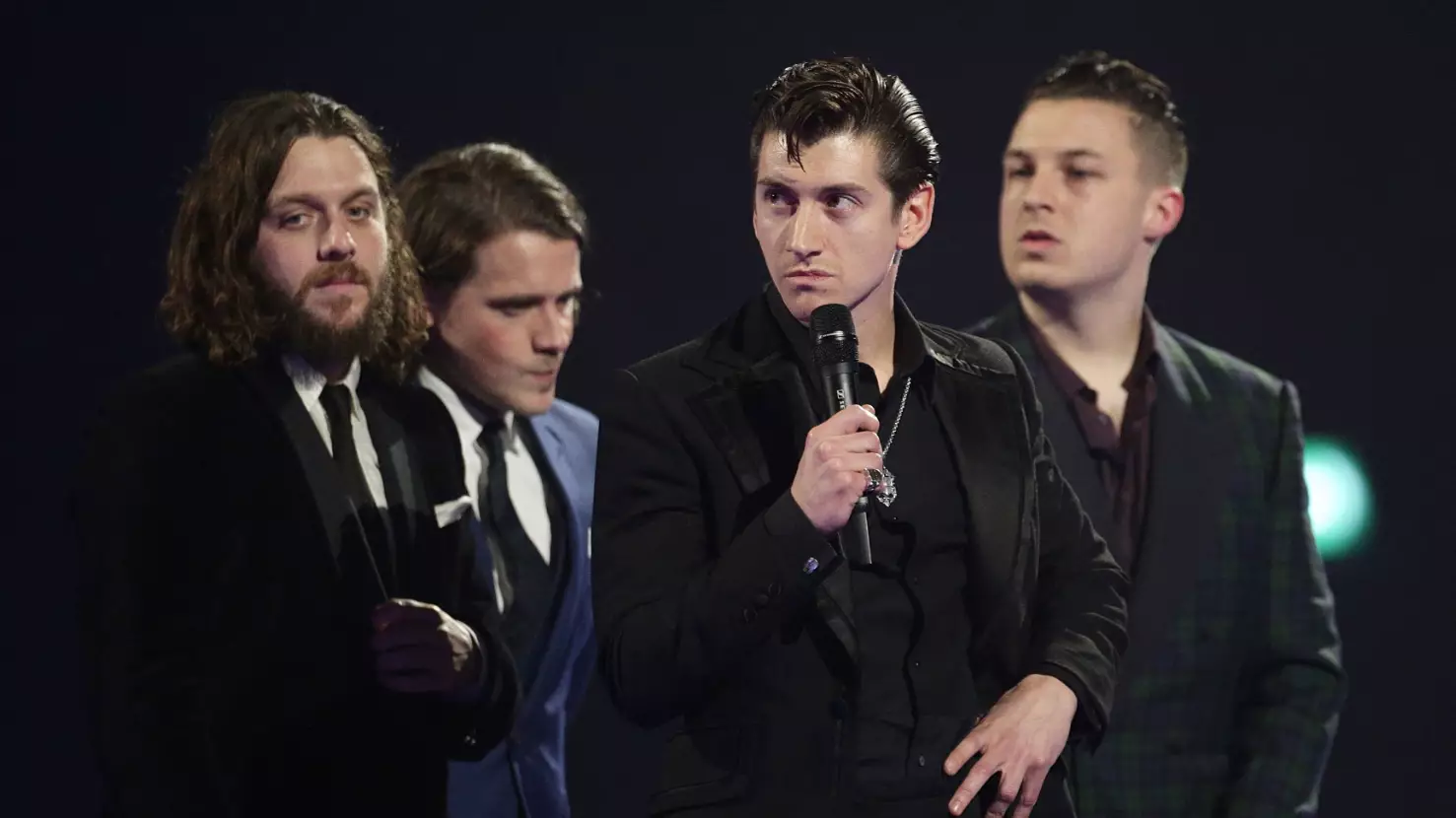 ​Arctic Monkeys Are Outselling Rest Of Top 20 Combined