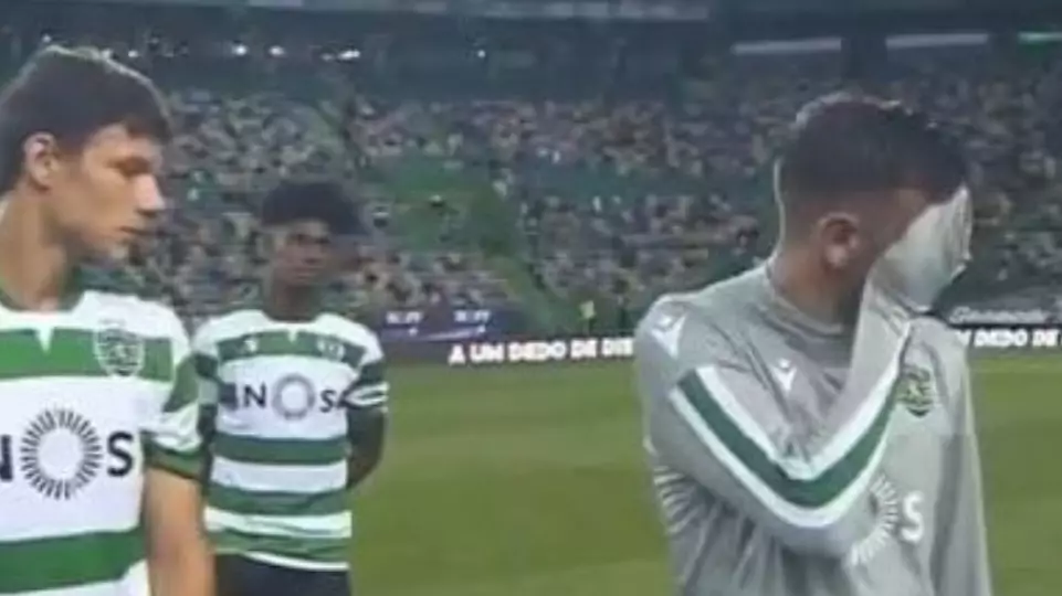 Bruno Fernandes Breaks Down In Tears After Sporting's Game Amid Manchester United Speculation 