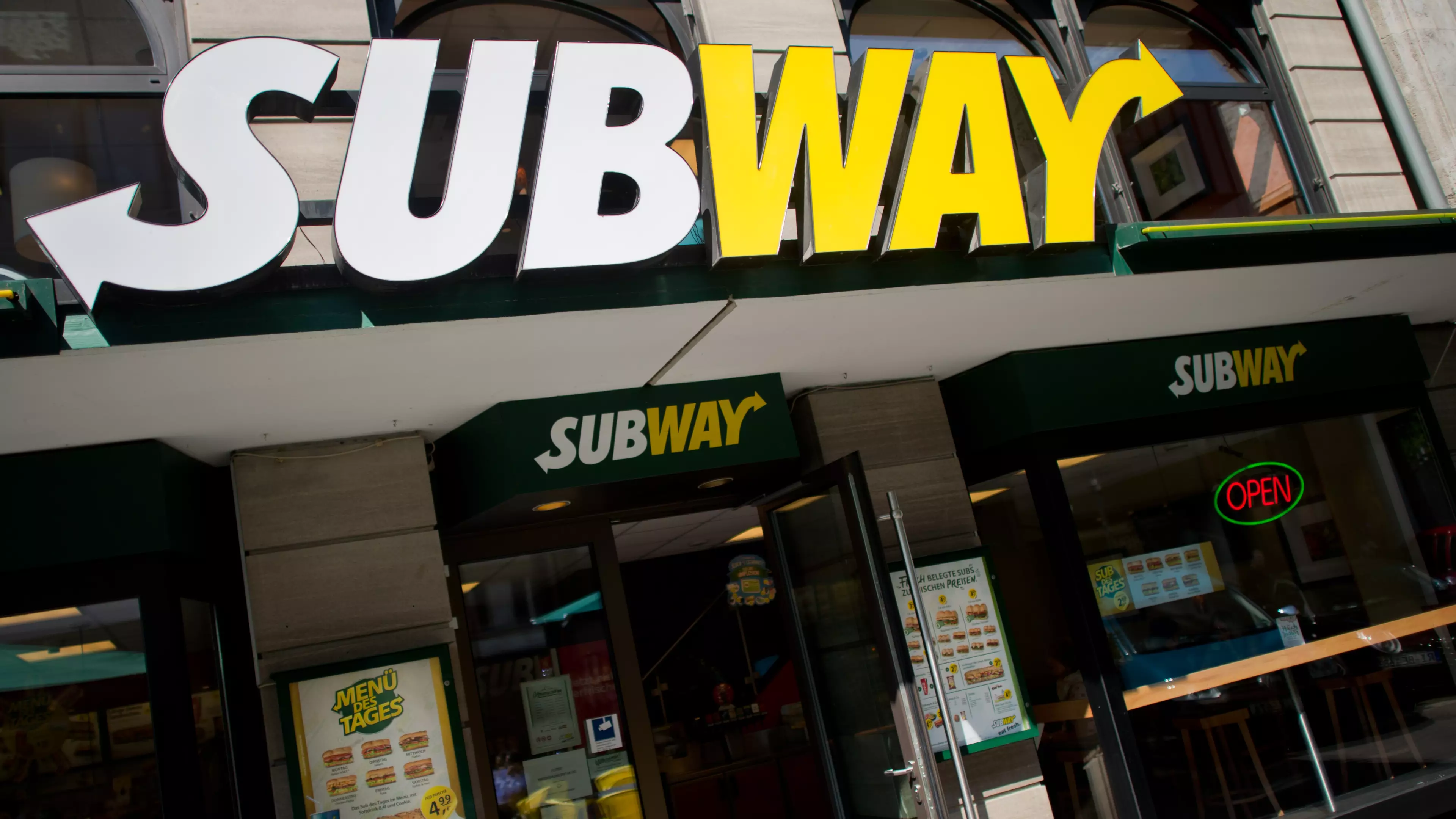 Subway Is Giving Away Free Subs This Weekend If You Have The App