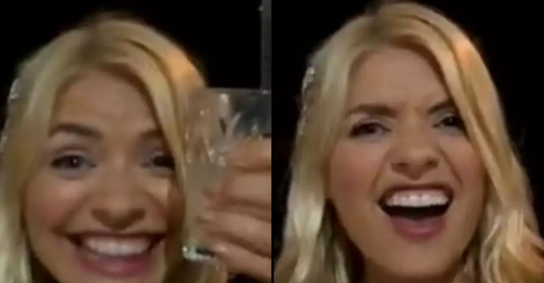 Holly Willoughby Rings Phillip Schofield While Drunk At I'm A Celeb Party