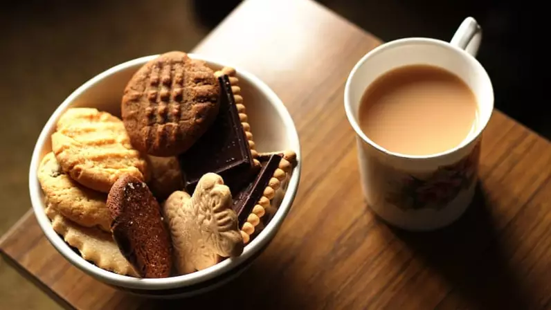 You Can Now Get Paid £40,00 A Year To Eat Biscuits