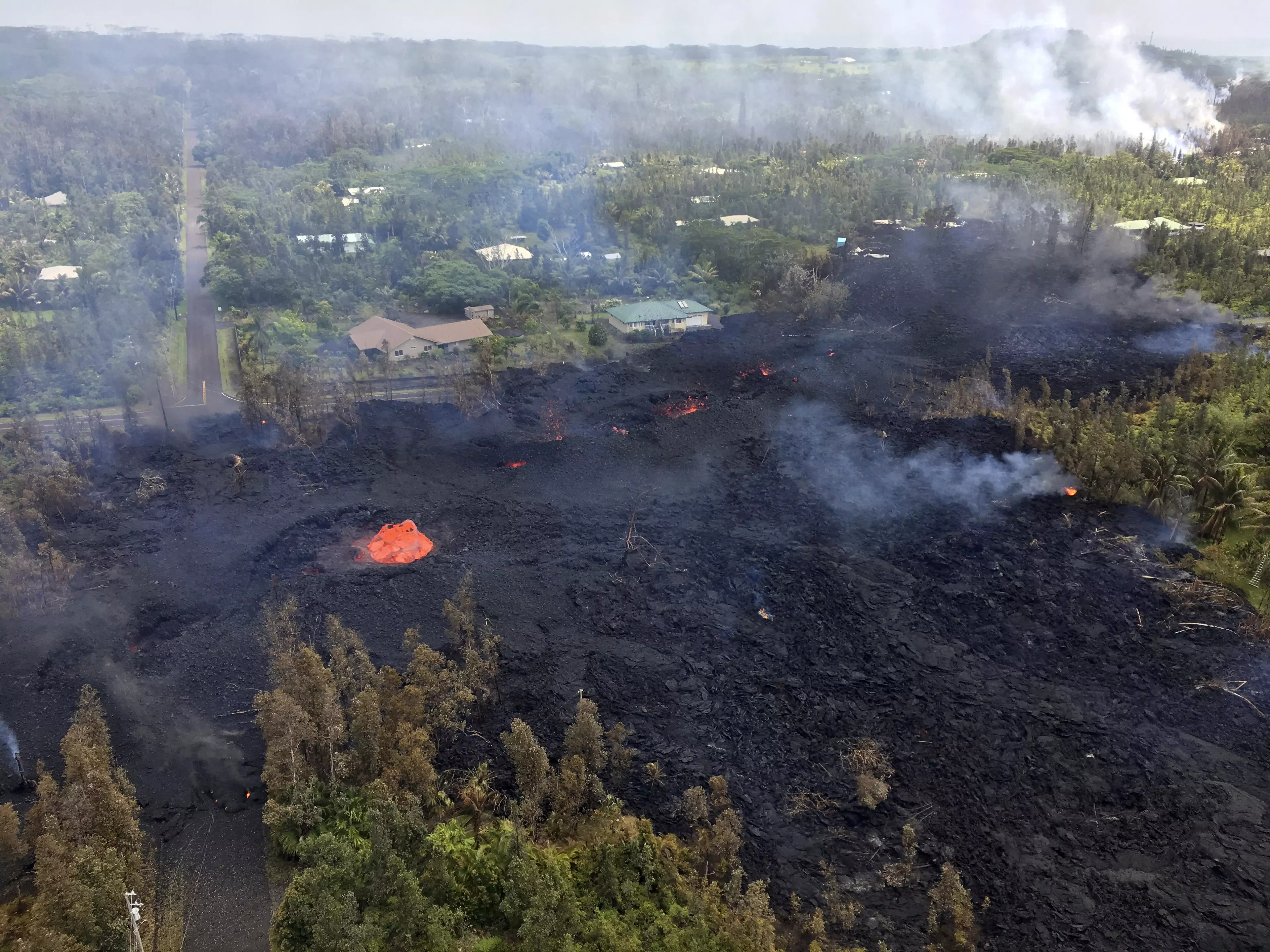 Lava Shoots 300ft In The Air As Hawaii's Volcanic Chaos Continues