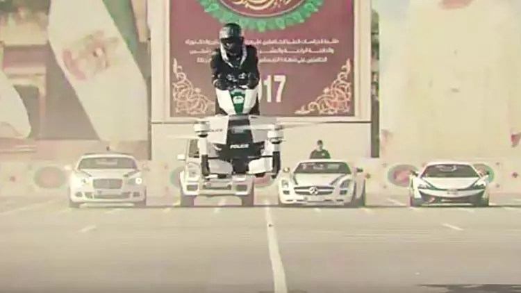 Dubai Police Will Soon Be Riding Around On Hoverbikes