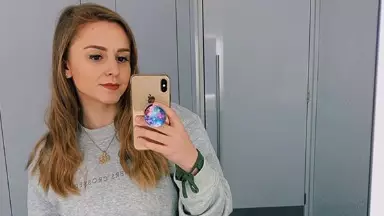 Young YouTuber Proves You Can Have Body Confidence With A Stoma Bag