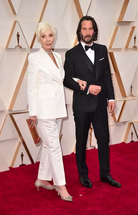 Keanu took his mum as his date to the Oscars (
