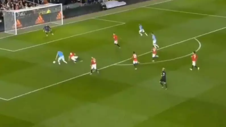 Phil Jones Gets Put On His Arse By Kevin De Bruyne For Goal