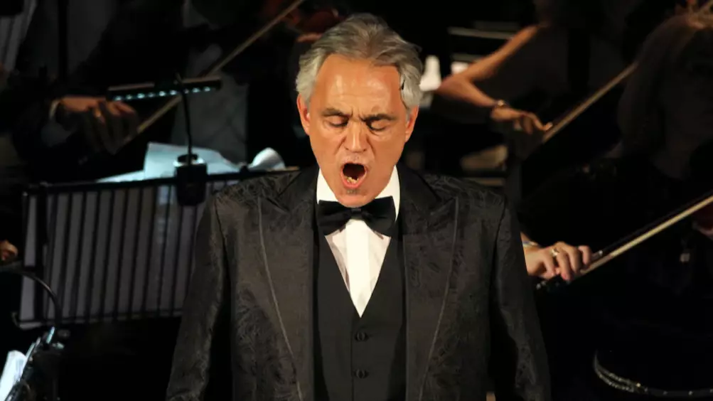 Andrea Bocelli To Live Stream Easter Concert In Empty Cathedral