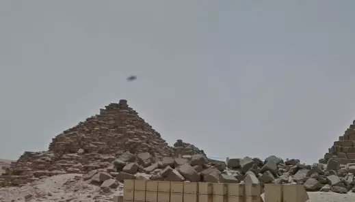 UFO flying over the Giza Pyramids in Egypt? (