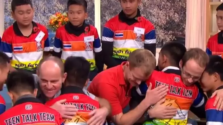 This Morning Viewers Touched As Thai Schoolboys Hug Rescue Divers On Air