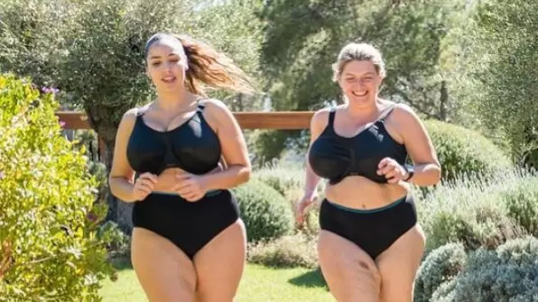 Two Women Are Running London Marathon In Their Knickers 