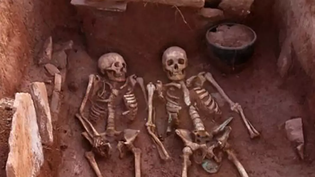 Remains Of 2,500-Year-Old 'Warrior Couple' Found In Siberia