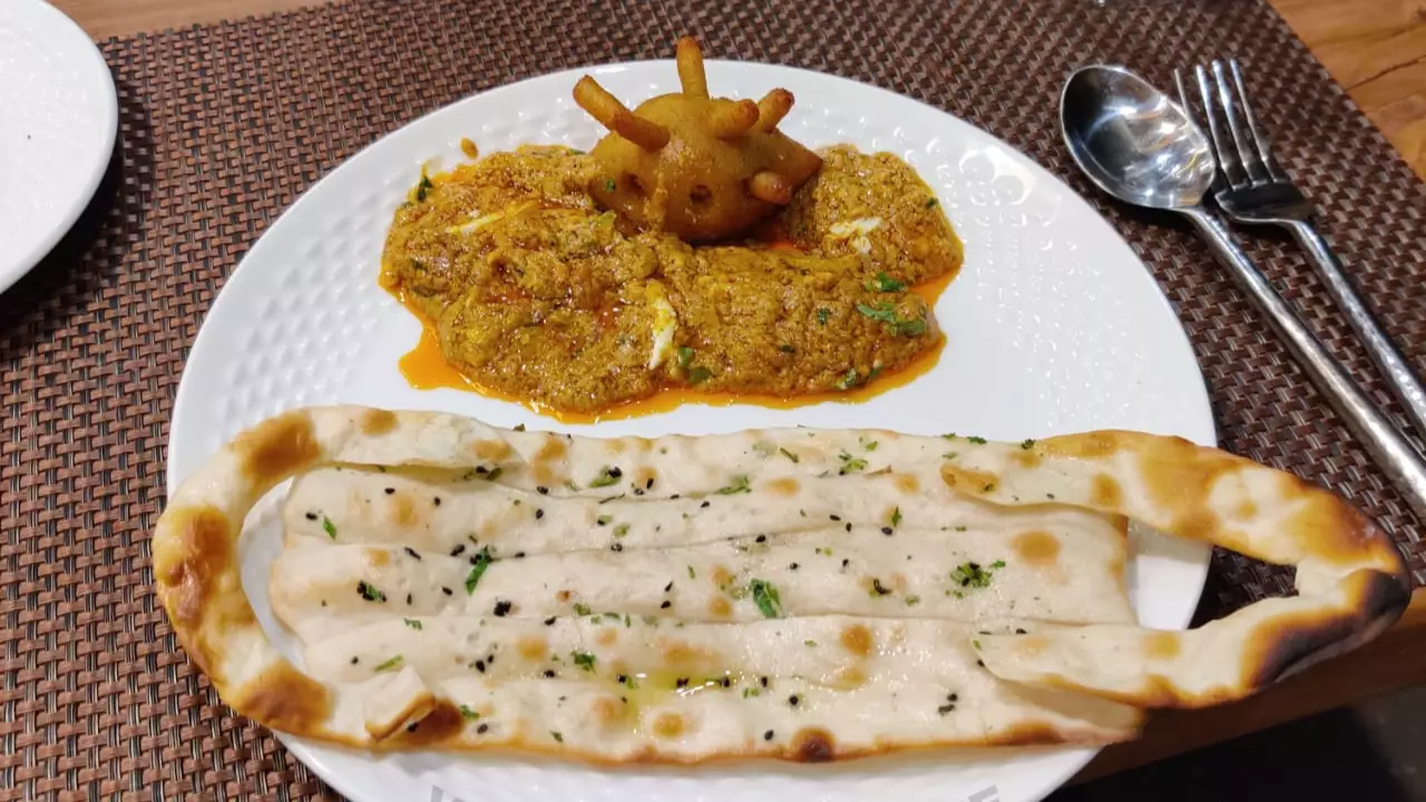 Indian Restaurant Offers 'Covid Curry' With 'Mask' Paratha