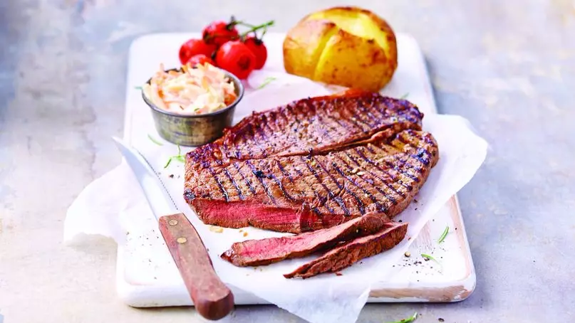 Aldi's £4.99 'Big Daddy' Steak Is Back So Start Making Room For Meal Time