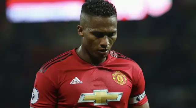 Antonio Valencia Posts Picture Of The Gruesome Scar On His Leg 