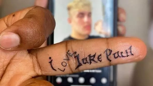 Tyron Woodley Shows Off His 'I Love Jake Paul' Tattoo