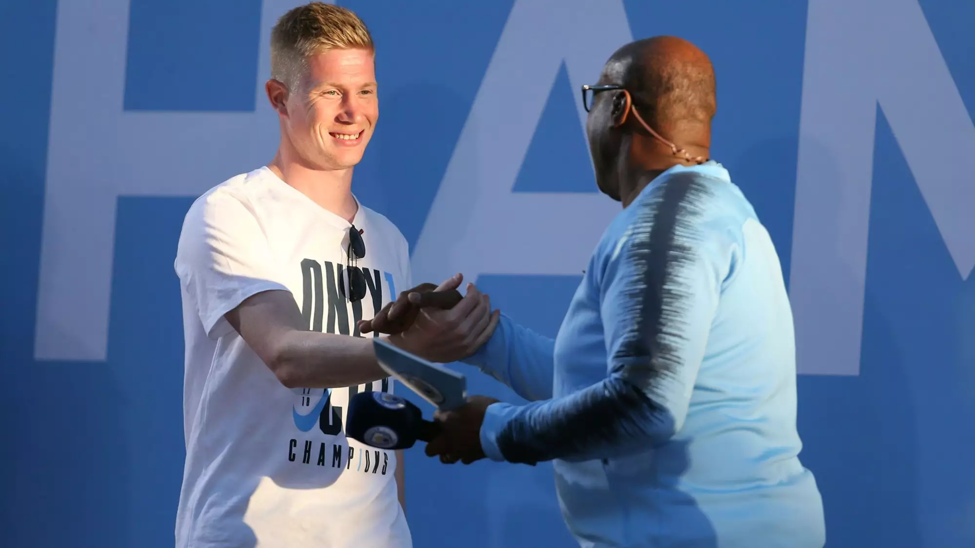Kevin De Bruyne 'Suffers Knee Injury' In Manchester City Training