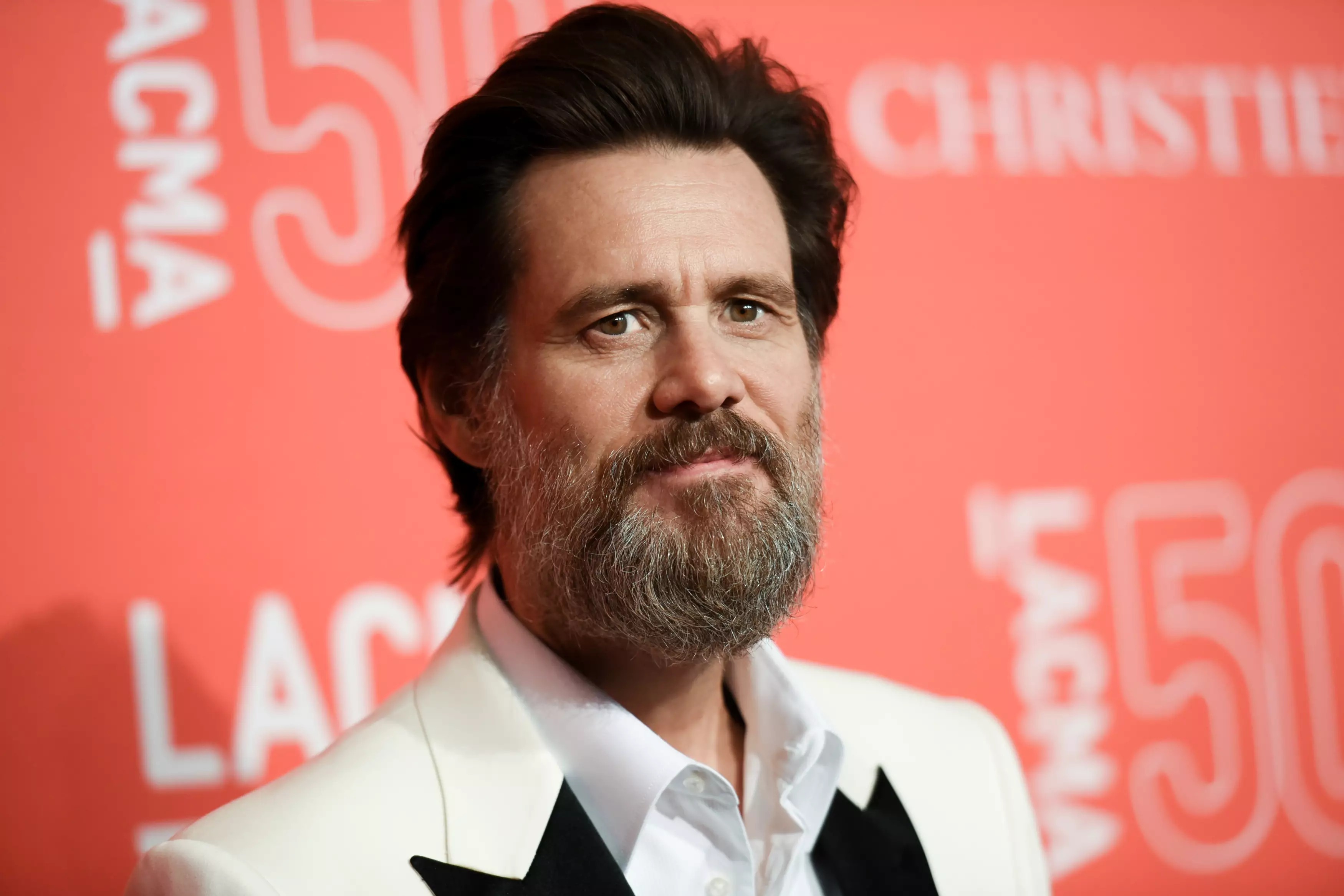 Jim Carrey Dines With Friends In Trendy NYC Restaurant, Leaves Sick Tip