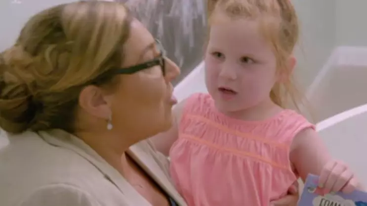 Supernanny Fans Heartbroken As Tot Says Parents Are 'Too Busy' For Her