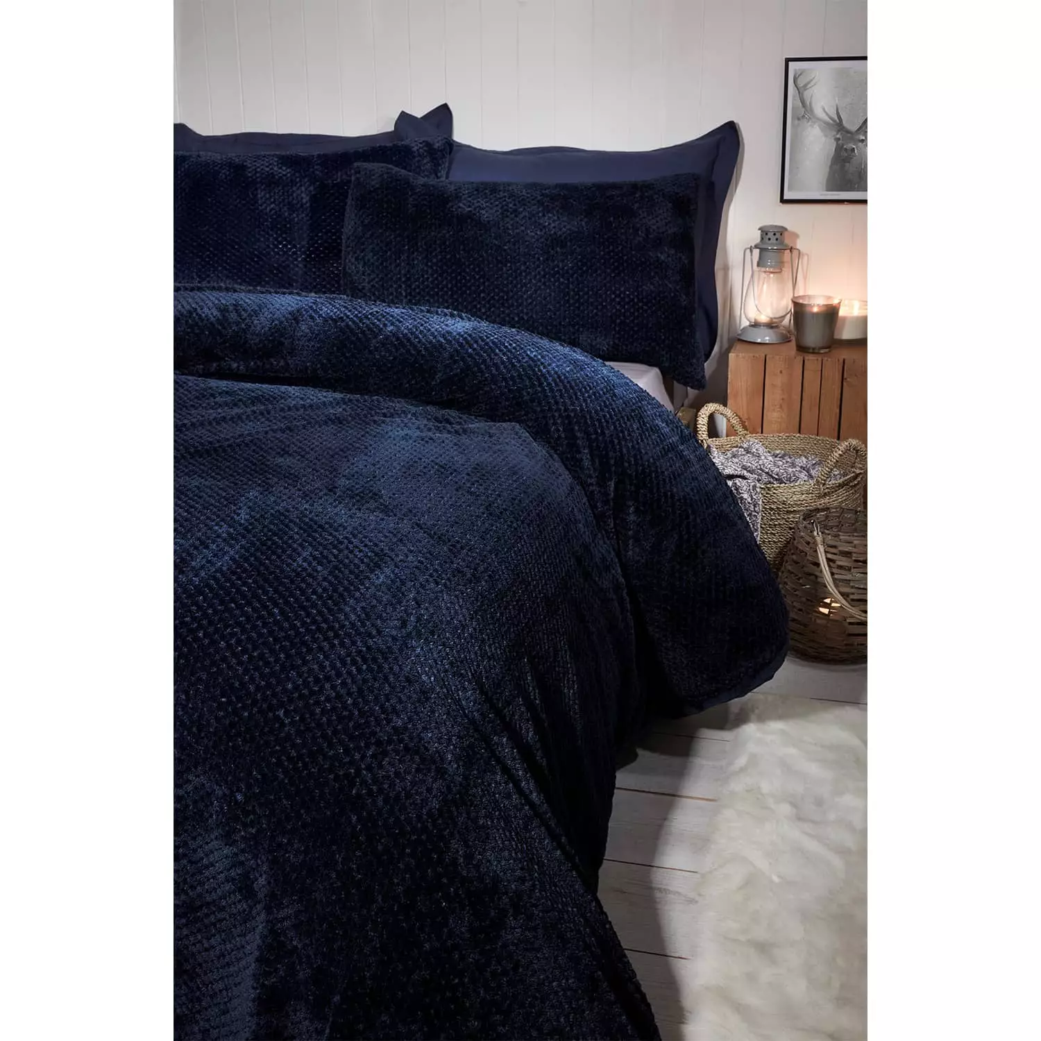 The duvet covers also come in a navy colour (