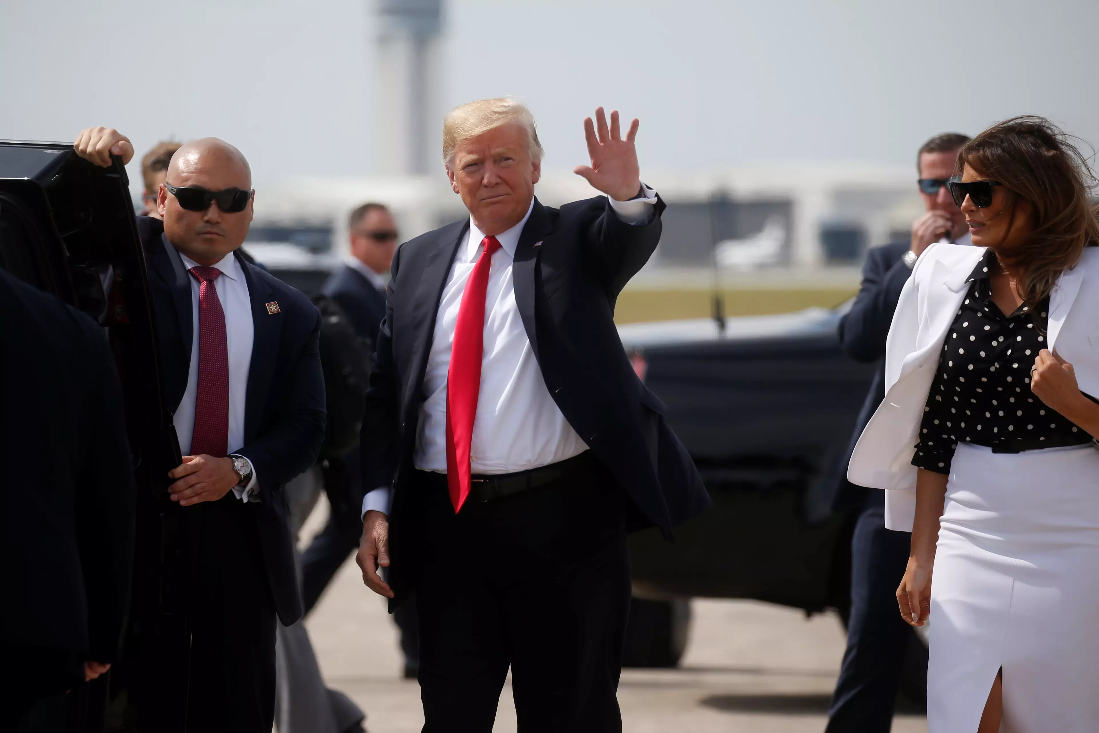 The Trumps arrive in Columbus.