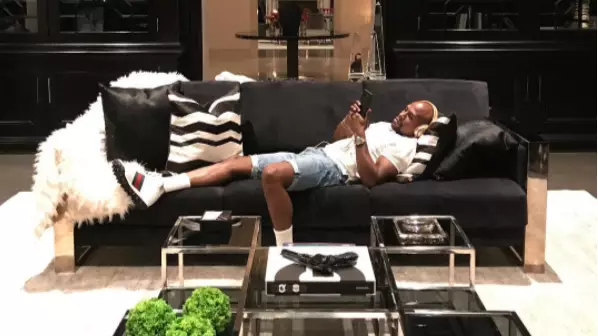Mayweather Shows Off $25m 'Beverly Hills Castle' And His Watch Collection