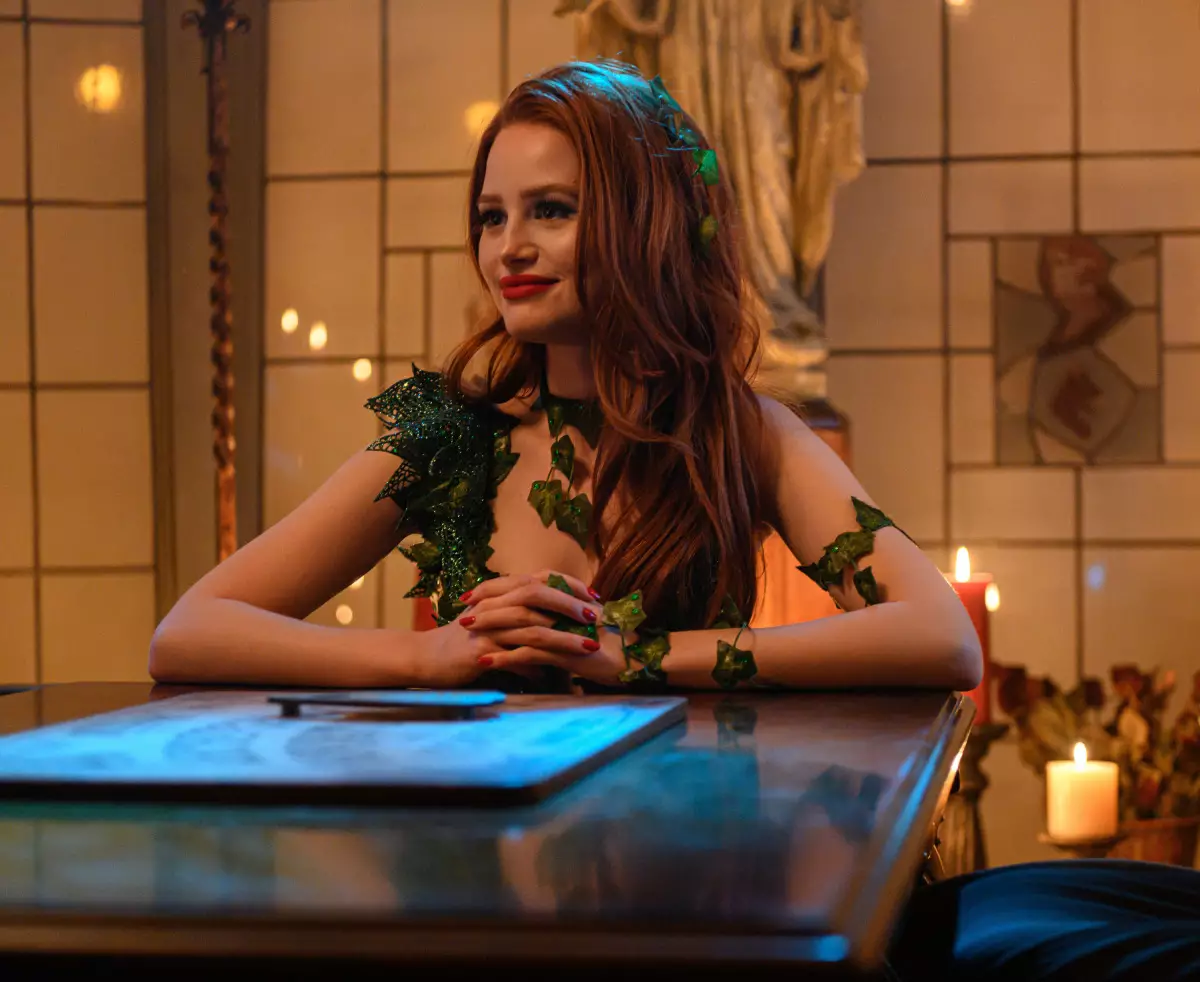 Cheryl Blossom looks set to play the Ouija Board with nana Rose and girlfriend Toni. (