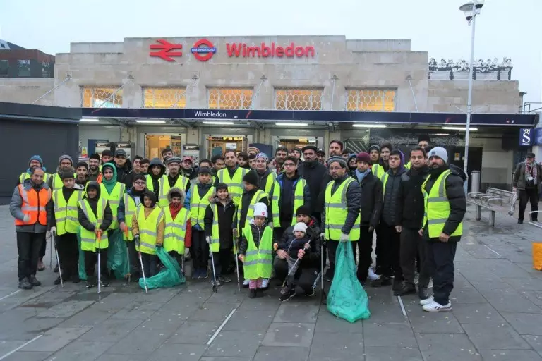 More than 1,500 volunteers helped to clean our streets.