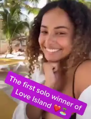 Amber threw serious shade at Greg by saying she was the first solo winner of Love Island (