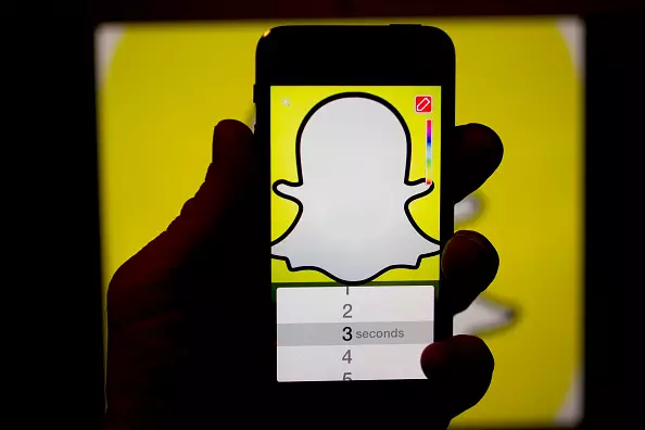 Snapchat Introduces New Feature That Lets Emojis Follow You In Videos