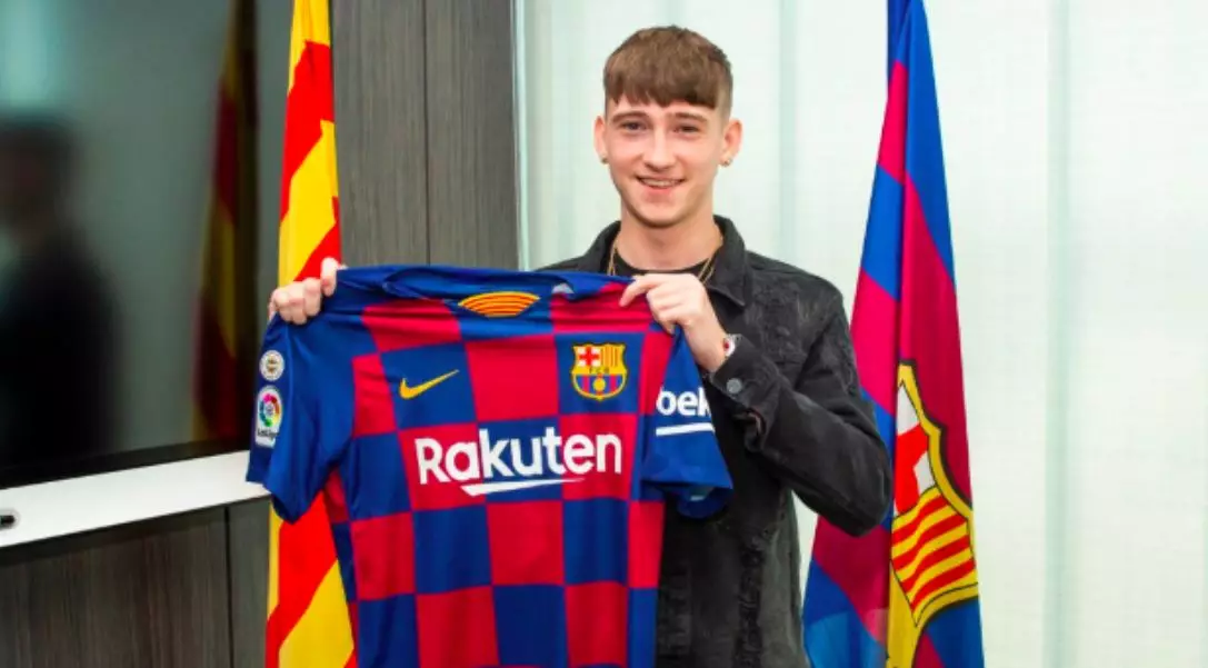Barcelona Wonderkid Louie Barry,16, Set To Join Aston Villa For £3 Million