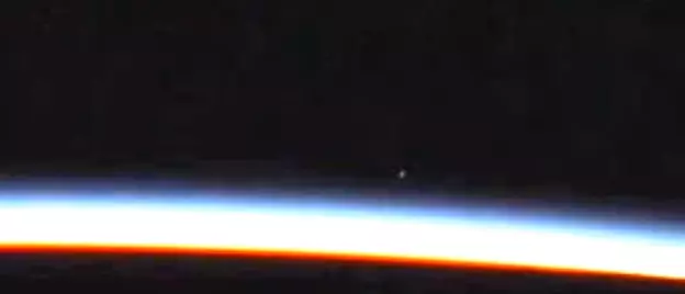 NASA Cuts Live Feed Just As A Mysterious UFO Heads Towards Earth