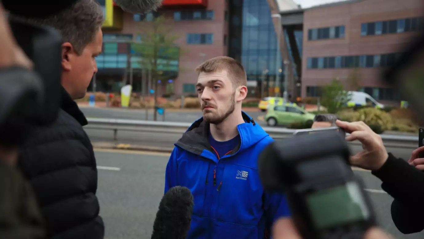 ​Alfie Evans' Dad Claims His Son Has Been Breathing Unassisted For 11 Hours