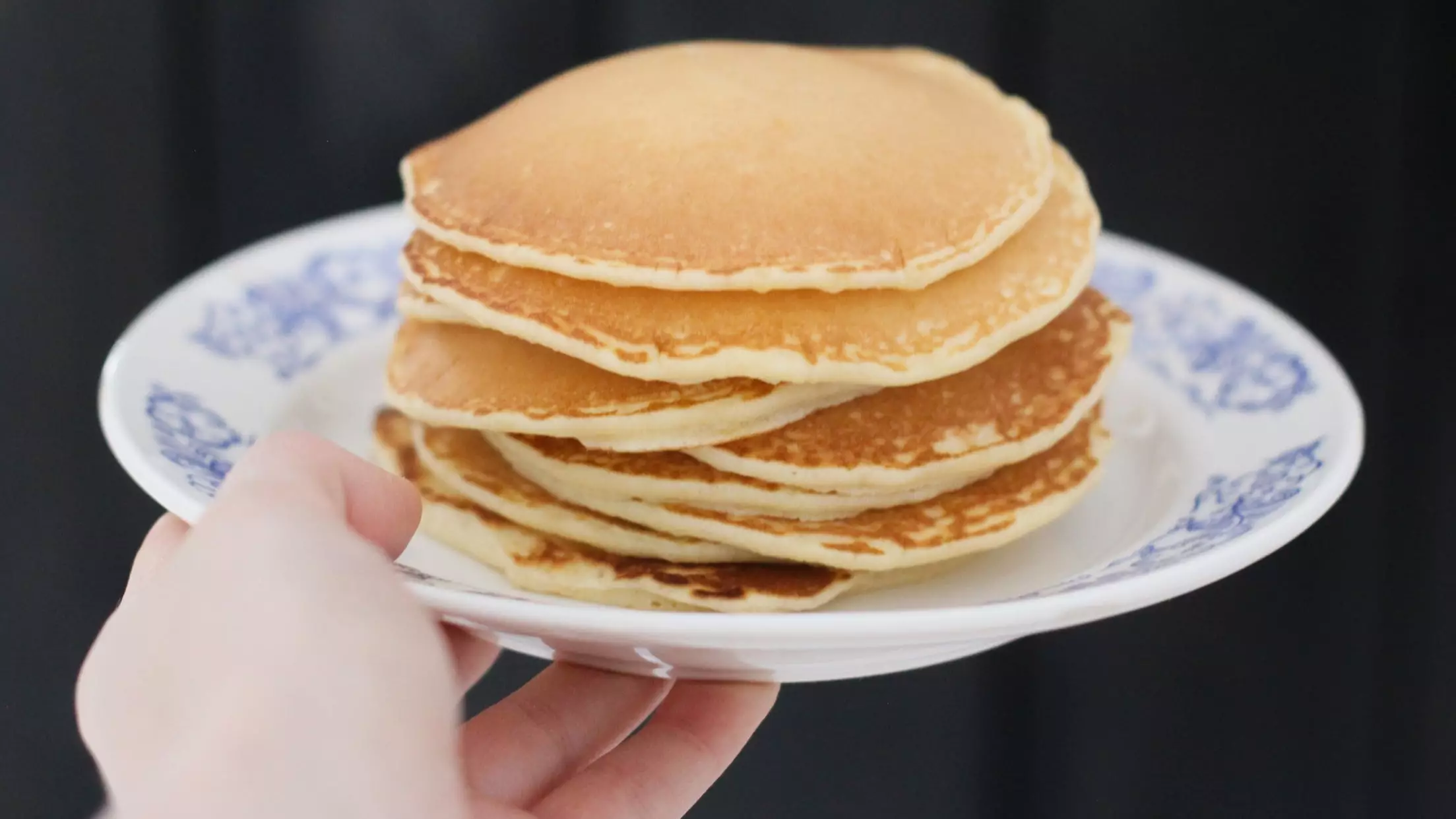 This Pancake Recipe Has More Than 10,000 Five Star Reviews Online