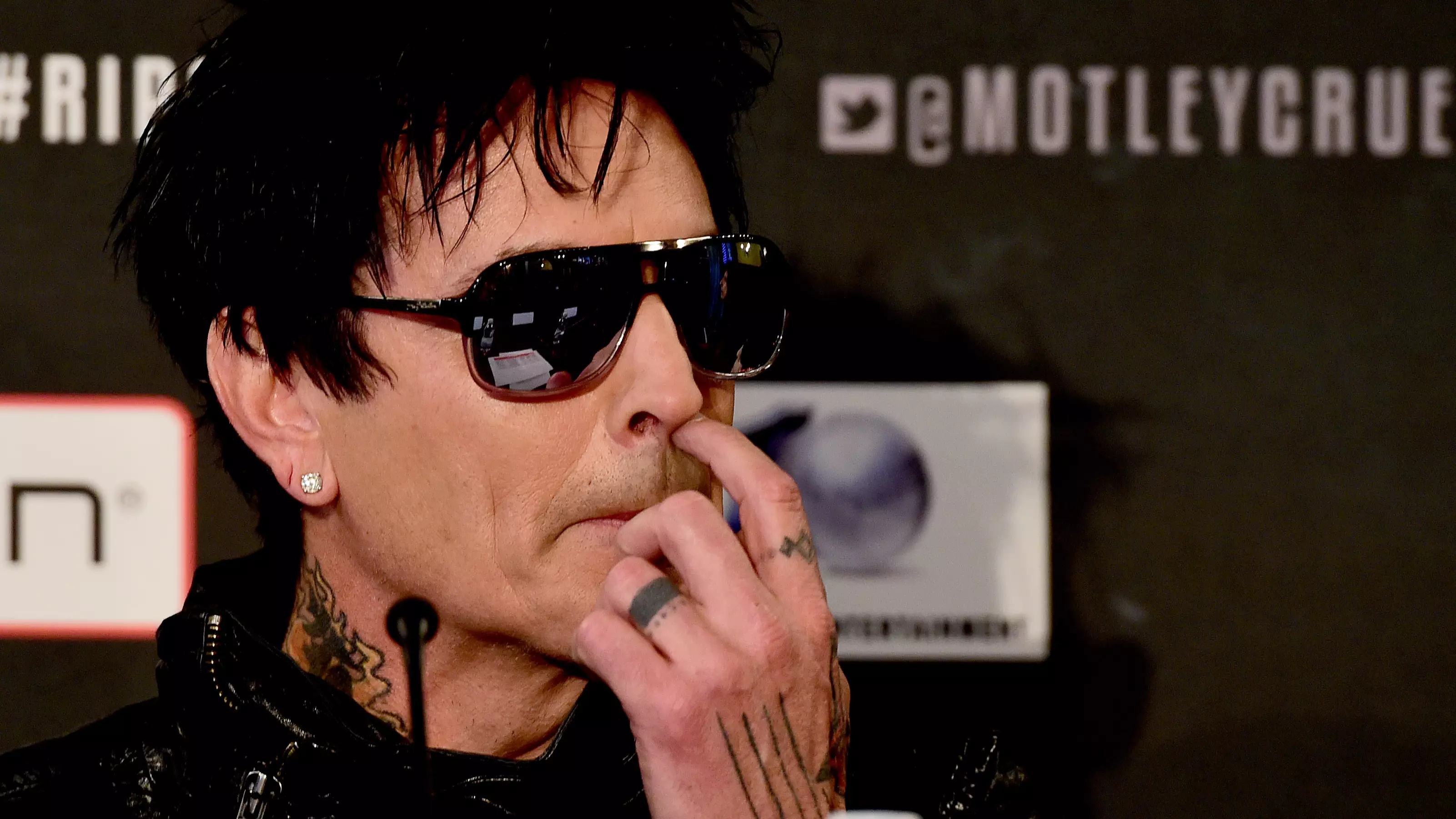 Tommy Lee Claims He Was Drinking Two Gallons Of Vodka A Day Last Year
