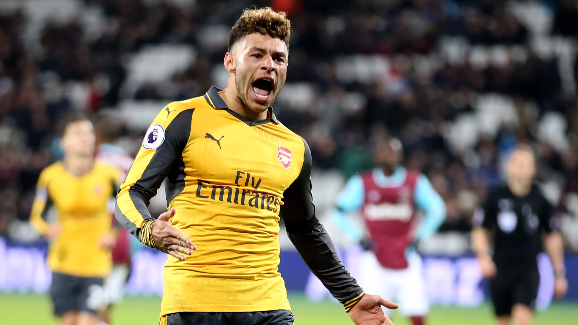 Alex Oxlade-Chamberlain Set To Become Chelsea's Highest Earner