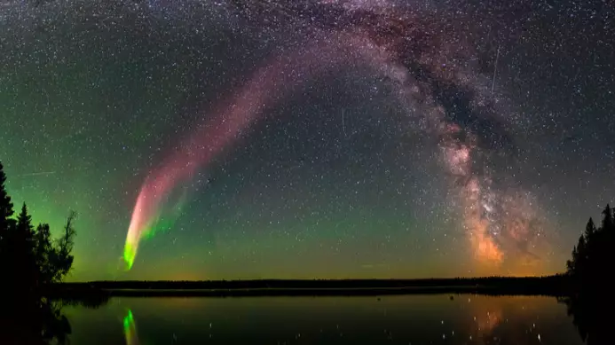 A New Type Of Northern Lights Has Been Discovered By 'Citizen Scientists' 