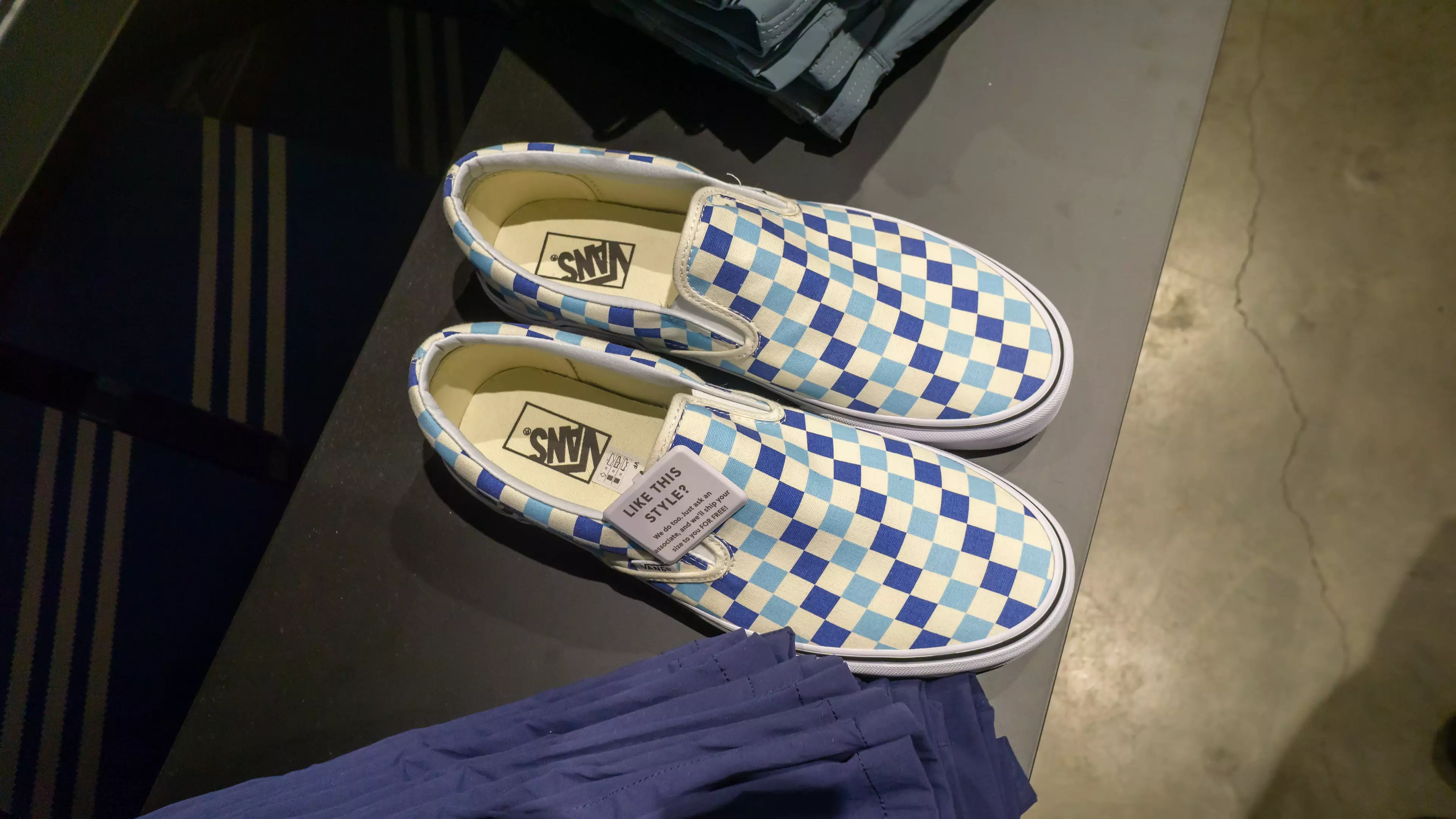 Man Tests Theory That Vans Always Land On The Sole And It's Freaky