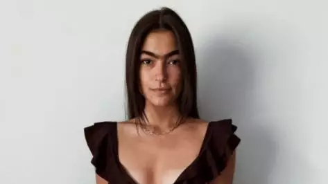 Model Trolled Over Her Monobrow Ditches The Tweezers To Embrace Her Natural Fuzz