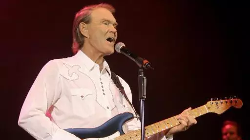 'Rhinestone Cowboy' Singer Glen Campbell Dies Aged 81