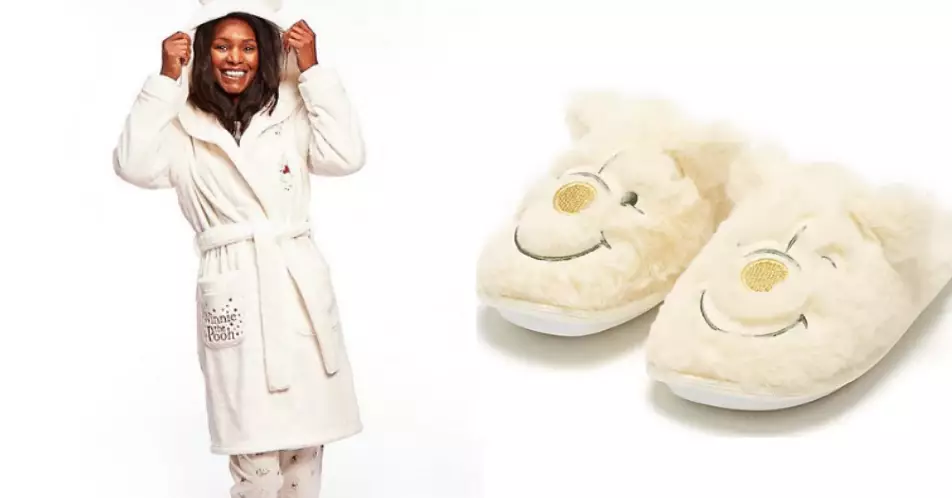 The dressing gown and slippers are also a must have (