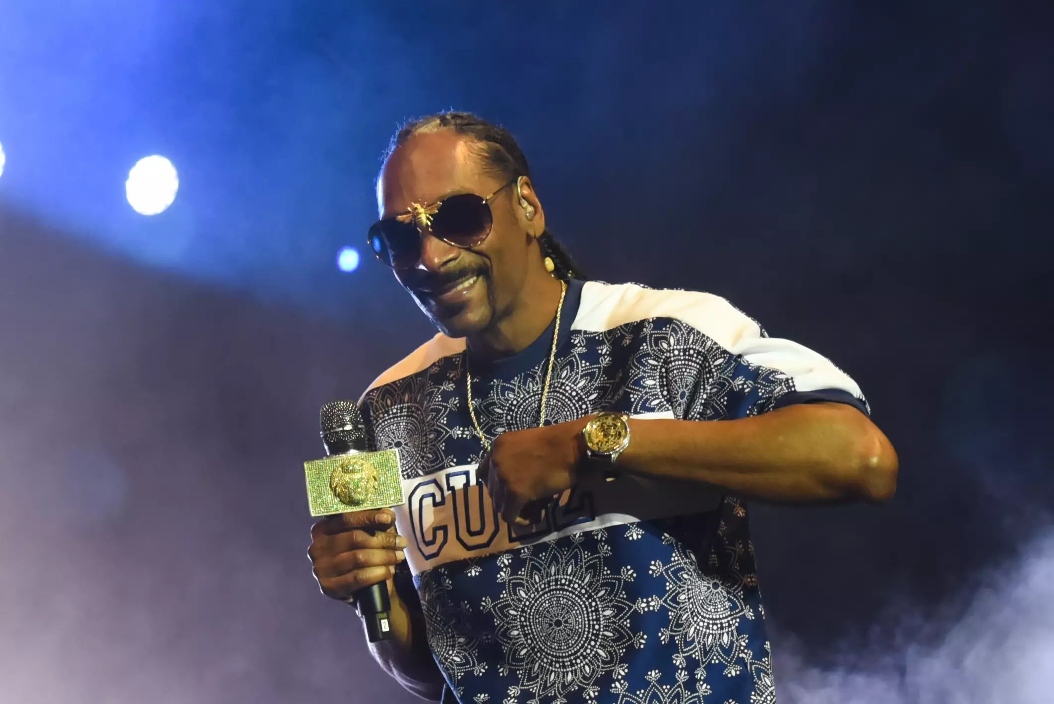 Snoop Dogg doing what he does best.
