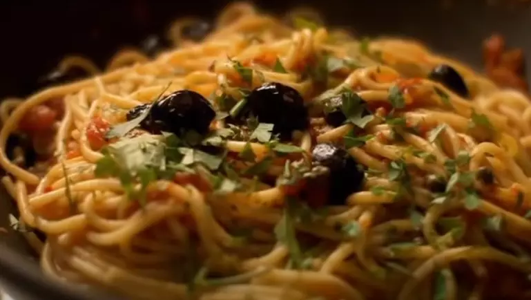 The dish was featured in the BBC series Nigella Kitchen.