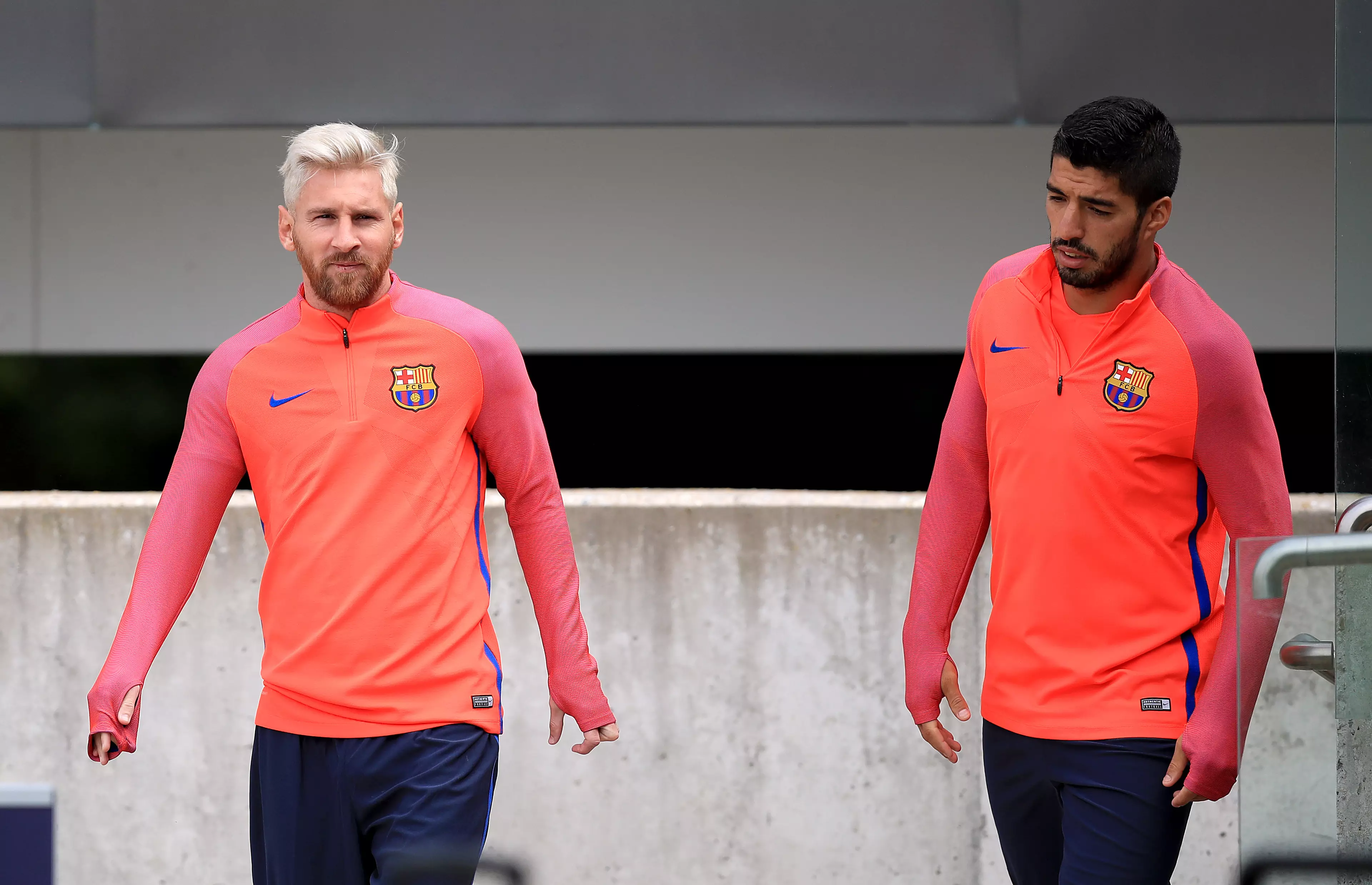Barcelona Fans React Angrily Following UEFA's Messi And Suarez Best Player Award Snub