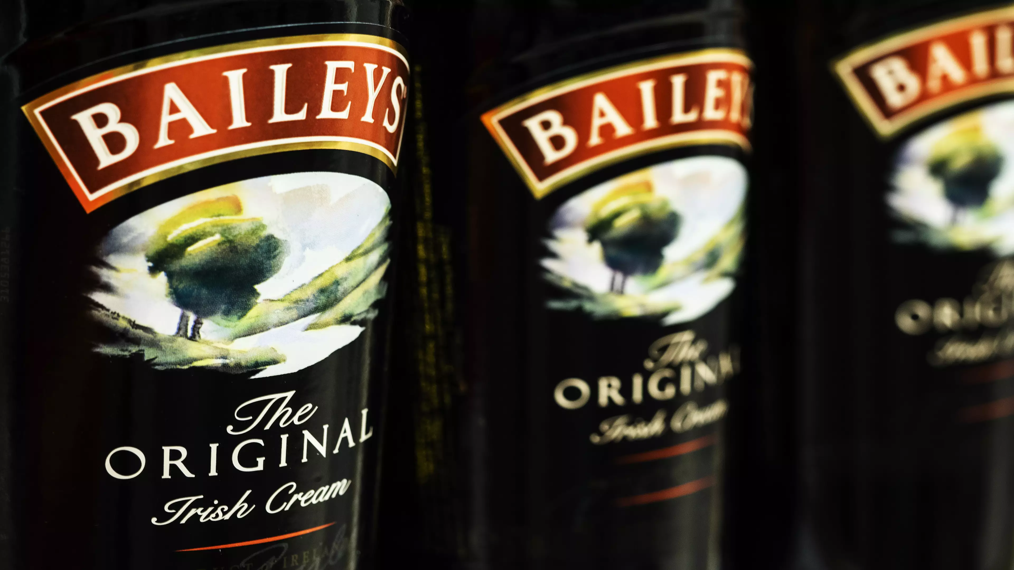 Asda & Morrisons  Are Selling A £10 Litre Of Baileys Because: Christmas