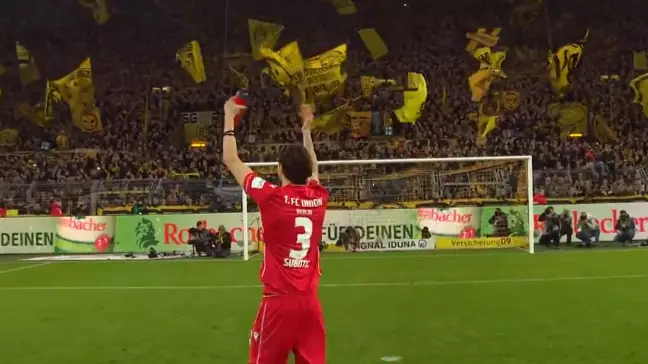 'Yellow Wall' Pays Incredible Respect For Former Borussia Dortmund Player Neven Subotic 
