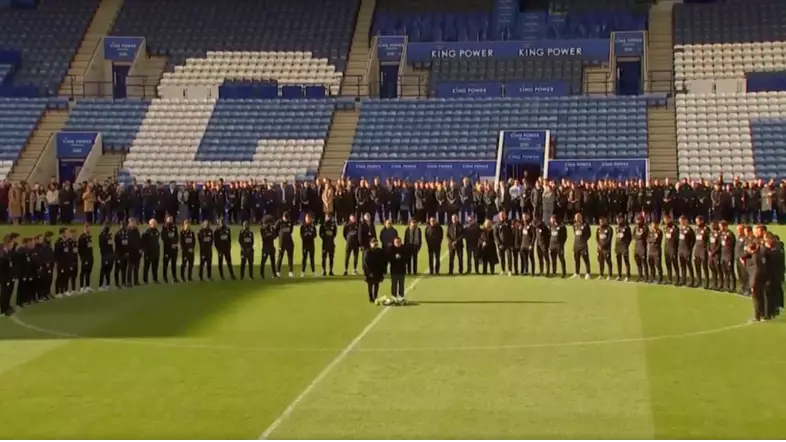 Leicester City First Team And Staff Honour Vichai Srivaddhanaprabha On King Power Stadium Pitch