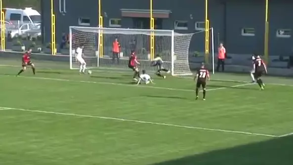 WATCH: This May Well Be The Worst Miss You'll Ever See