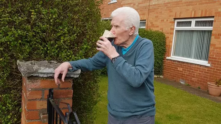 90-Year-Old Man Has Pint Of Guinness Delivered Straight To His Front Door