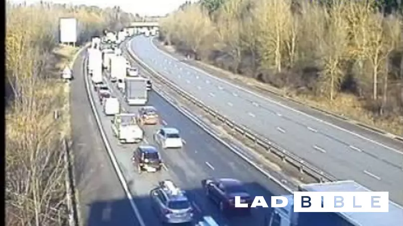 M11 Motorway Closed in Both Directions Due To Overturned Lorry