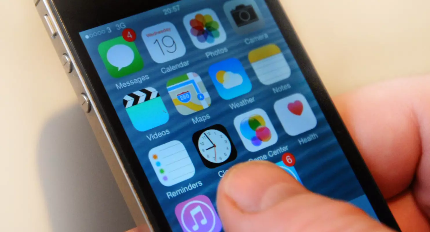 Sick Of Having To Press To Unlock Since iOS Updated? Here's How To Fix It